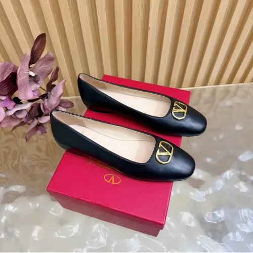 Valentino Flat Shoes For Women #1433145 $108.00 USD, Wholesale Replica Valentino Flat Shoes