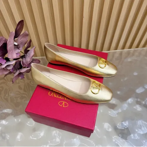 Valentino Flat Shoes For Women #1433147 $108.00 USD, Wholesale Replica Valentino Flat Shoes