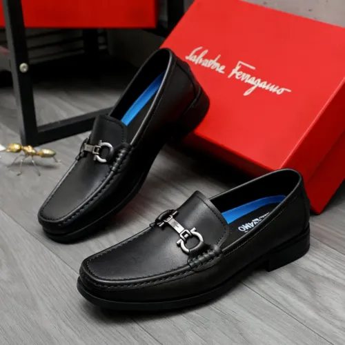 Salvatore Ferragamo Leather Shoes For Men #1433630