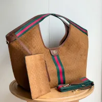 $88.00 USD Gucci AAA Quality Handbags For Women #1425205