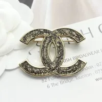 $34.00 USD Chanel Brooches For Women #1425382