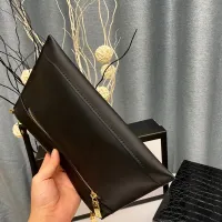 $64.00 USD Gucci AAA Man Pouches #1425720