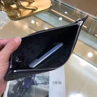 $64.00 USD Gucci AAA Man Pouches #1425844