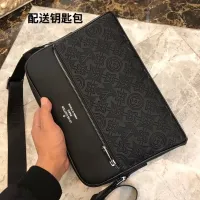 $88.00 USD Louis Vuitton AAA Man Messenger Bags #1425860