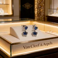 $34.00 USD Van Cleef & Arpels Earrings For Women #1425936