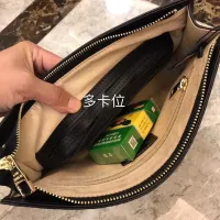 $64.00 USD Louis Vuitton AAA Man Pouches #1426045