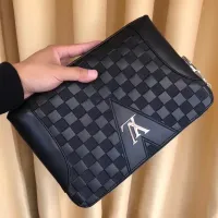 $64.00 USD Louis Vuitton AAA Man Pouches #1426047