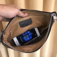$64.00 USD Louis Vuitton AAA Man Pouches #1426051