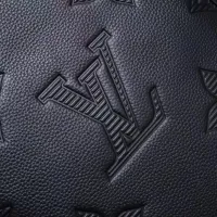 $88.00 USD Louis Vuitton AAA Man Messenger Bags #1426209