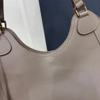 $98.00 USD Celine AAA Quality Shoulder Bags For Women #1426496