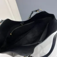 $98.00 USD Celine AAA Quality Shoulder Bags For Women #1426501
