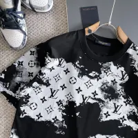 $42.00 USD Louis Vuitton LV T-Shirts Short Sleeved For Unisex #1426707