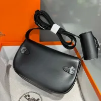 $88.00 USD Hermes AAA Quality Messenger Bags For Women #1432011