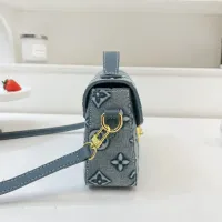 $42.00 USD Louis Vuitton Messenger Bags For Women #1432359