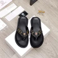 $45.00 USD Versace Slippers For Men #1434220