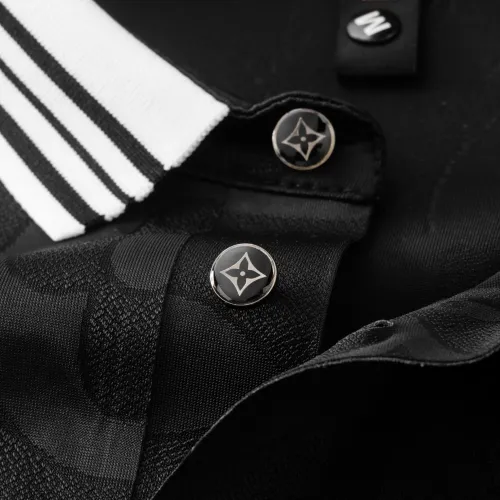 Replica Louis Vuitton LV T-Shirts Short Sleeved For Men #1436705 $45.00 USD for Wholesale