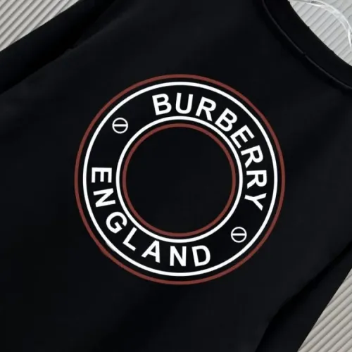 Replica Burberry T-Shirts Short Sleeved For Unisex #1437205 $36.00 USD for Wholesale