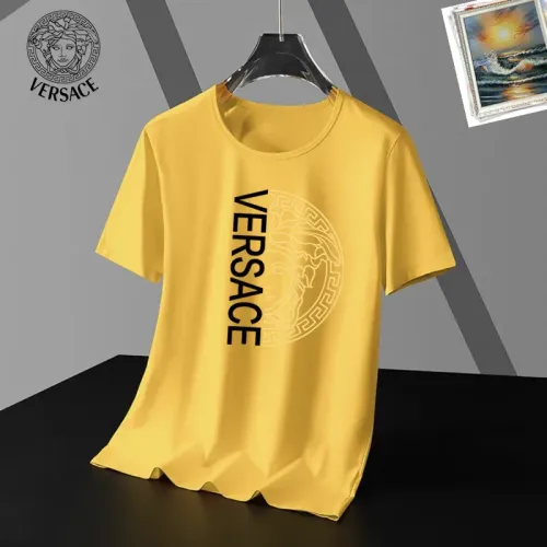 Versace T-Shirts Short Sleeved For Unisex #1437240 $25.00 USD, Wholesale Replica Versace T-Shirts