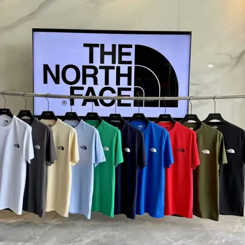 Replica The North Face T-Shirts Short Sleeved For Men #1438122 $32.00 USD for Wholesale