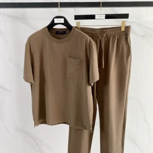 Louis Vuitton LV Tracksuits Short Sleeved For Unisex #1438404 $162.00 USD, Wholesale Replica Louis Vuitton LV Tracksuits