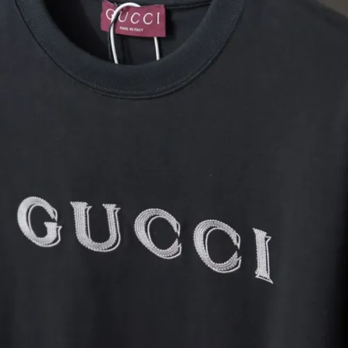 Replica Gucci T-Shirts Short Sleeved For Unisex #1439497 $34.00 USD for Wholesale