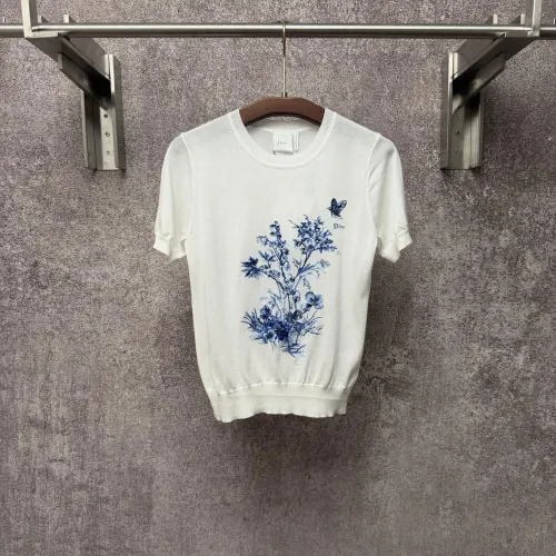 Christian Dior T-Shirts Short Sleeved For Women #1439672