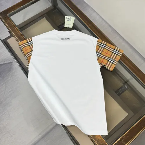 Replica Burberry T-Shirts Short Sleeved For Unisex #1439810 $32.00 USD for Wholesale