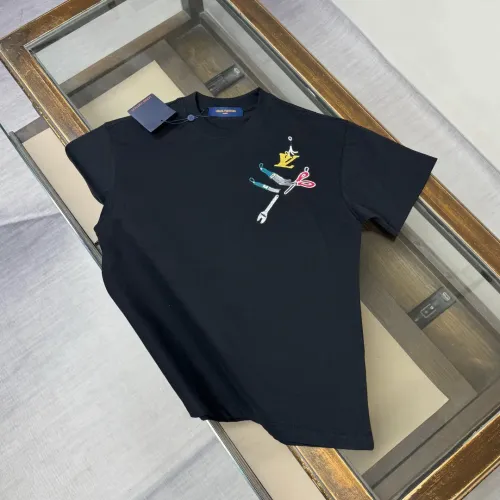 Louis Vuitton LV T-Shirts Short Sleeved For Unisex #1439828 $32.00 USD, Wholesale Replica Louis Vuitton LV T-Shirts