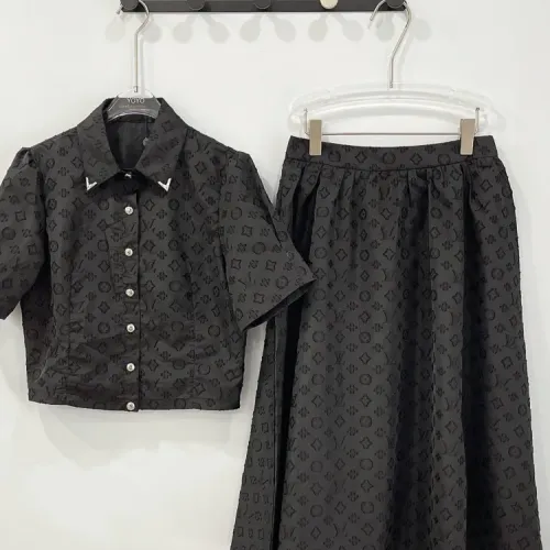 Louis Vuitton LV Tracksuits Short Sleeved For Women #1440052 $88.00 USD, Wholesale Replica Louis Vuitton LV Tracksuits