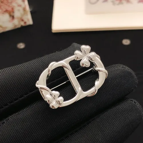 Christian Dior Brooches For Women #1440817 $25.00 USD, Wholesale Replica Christian Dior Brooches