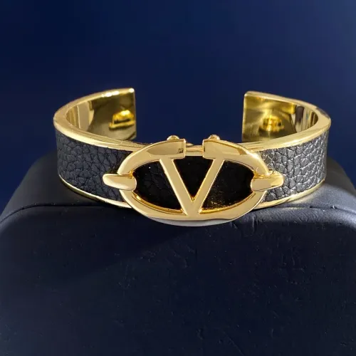 Valentino Bracelets #1440989 $32.00 USD, Wholesale Replica Valentino Bracelets