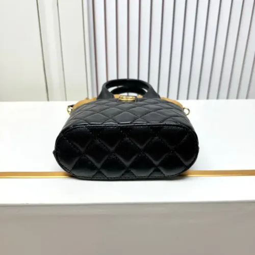 Replica Chanel AAA Quality Handbags For Women #1441232 $88.00 USD for Wholesale