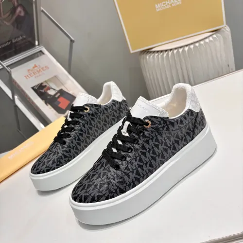 Michael Kors Casual Shoes For Women #1442238