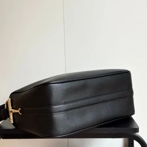 Replica Gucci AAA Quality Shoulder Bags For Women #1444064 $82.00 USD for Wholesale