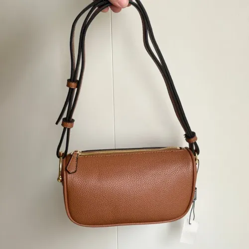 Replica Gucci AAA Quality Shoulder Bags For Women #1444071 $72.00 USD for Wholesale