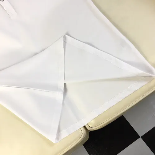 Replica Louis Vuitton LV T-Shirts Short Sleeved For Men #1445313 $29.00 USD for Wholesale