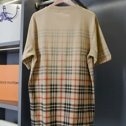 Replica Burberry T-Shirts Short Sleeved For Unisex #1445983 $52.00 USD for Wholesale