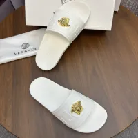 $42.00 USD Versace Slippers For Men #1435270