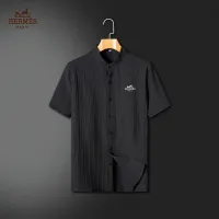 $64.00 USD Hermes Tracksuits Short Sleeved For Unisex #1436764