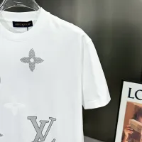 $82.00 USD Louis Vuitton LV T-Shirts Short Sleeved For Men #1439620