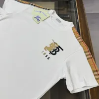 $32.00 USD Burberry T-Shirts Short Sleeved For Unisex #1439816
