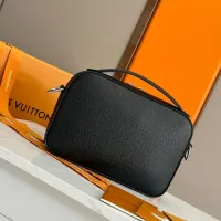 $140.00 USD Louis Vuitton AAA Man Messenger Bags #1440248
