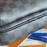 $132.00 USD Louis Vuitton AAA Man Messenger Bags #1440251