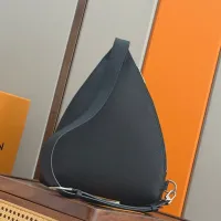 $175.00 USD Louis Vuitton AAA Man Messenger Bags #1440462