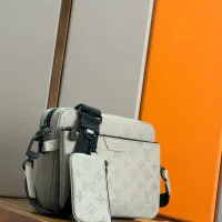 $182.00 USD Louis Vuitton AAA Man Messenger Bags #1440464