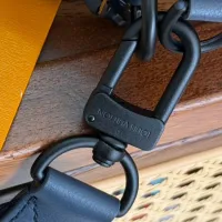 $182.00 USD Louis Vuitton AAA Man Messenger Bags #1440465