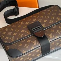 $160.00 USD Louis Vuitton AAA Man Messenger Bags #1440482