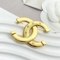 $32.00 USD Chanel Brooches For Women #1440536