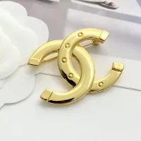 $32.00 USD Chanel Brooches For Women #1440536