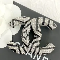 $40.00 USD Chanel Brooches For Women #1440730